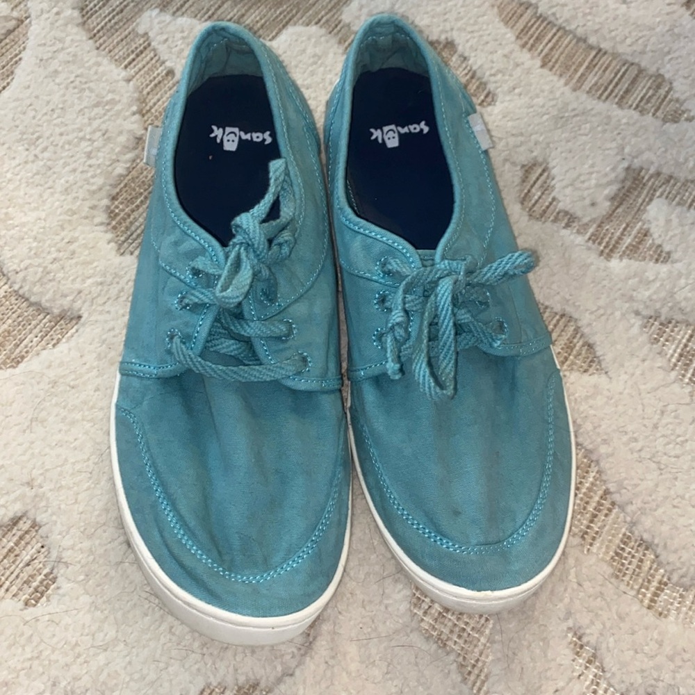 Sanuk Shoes